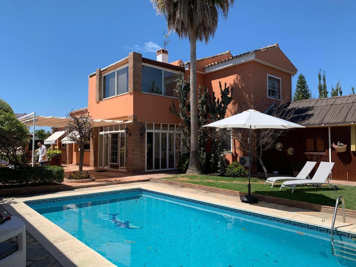 Chalet Con Piscina A 50 M De La Playa . Марбелья Экстерьер фото