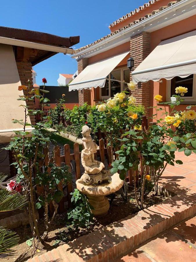 Chalet Con Piscina A 50 M De La Playa . Марбелья Экстерьер фото